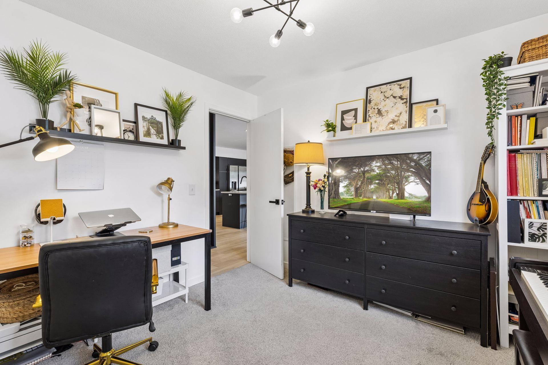 8465 Winnetka Heights Drive
