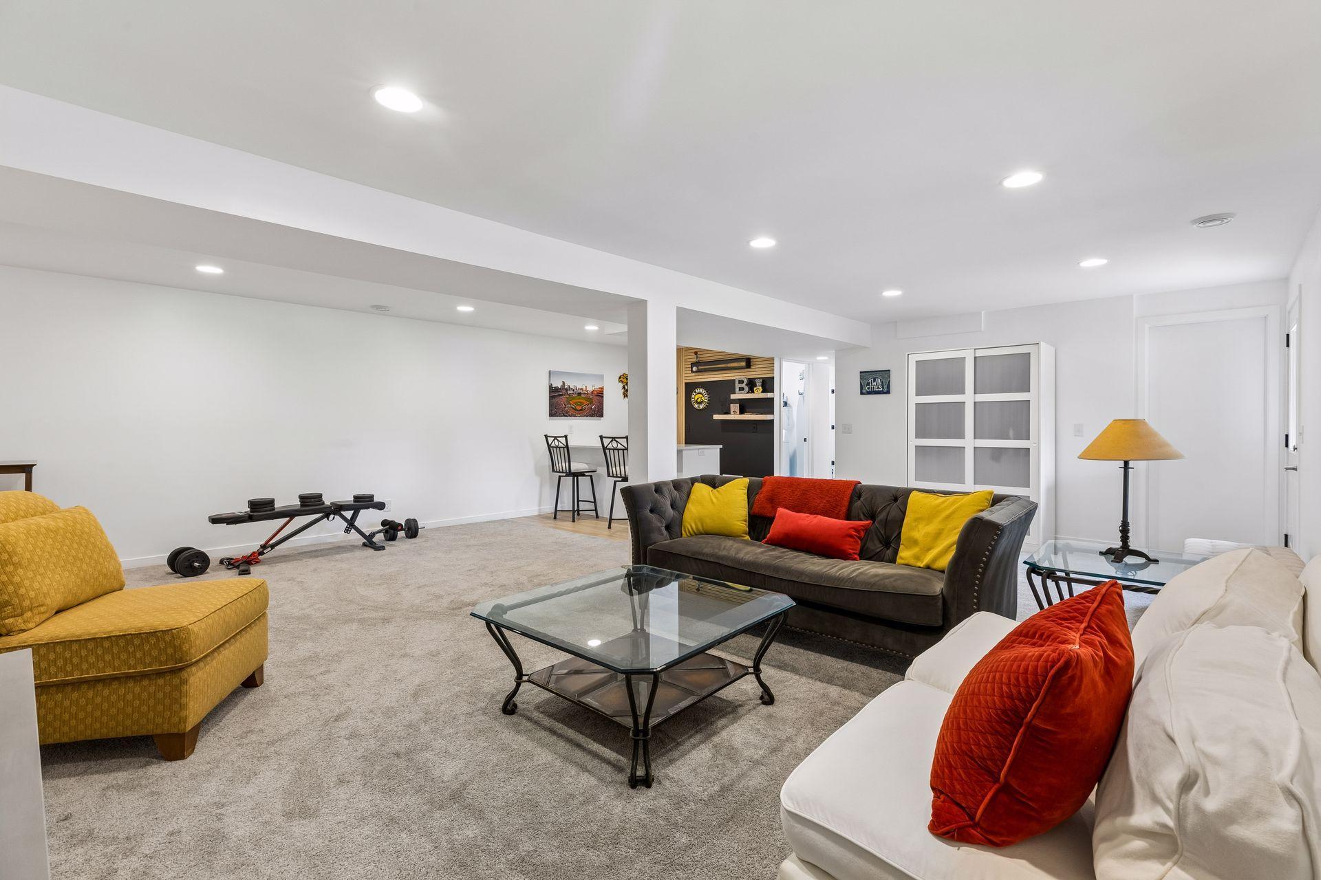8465 Winnetka Heights Drive