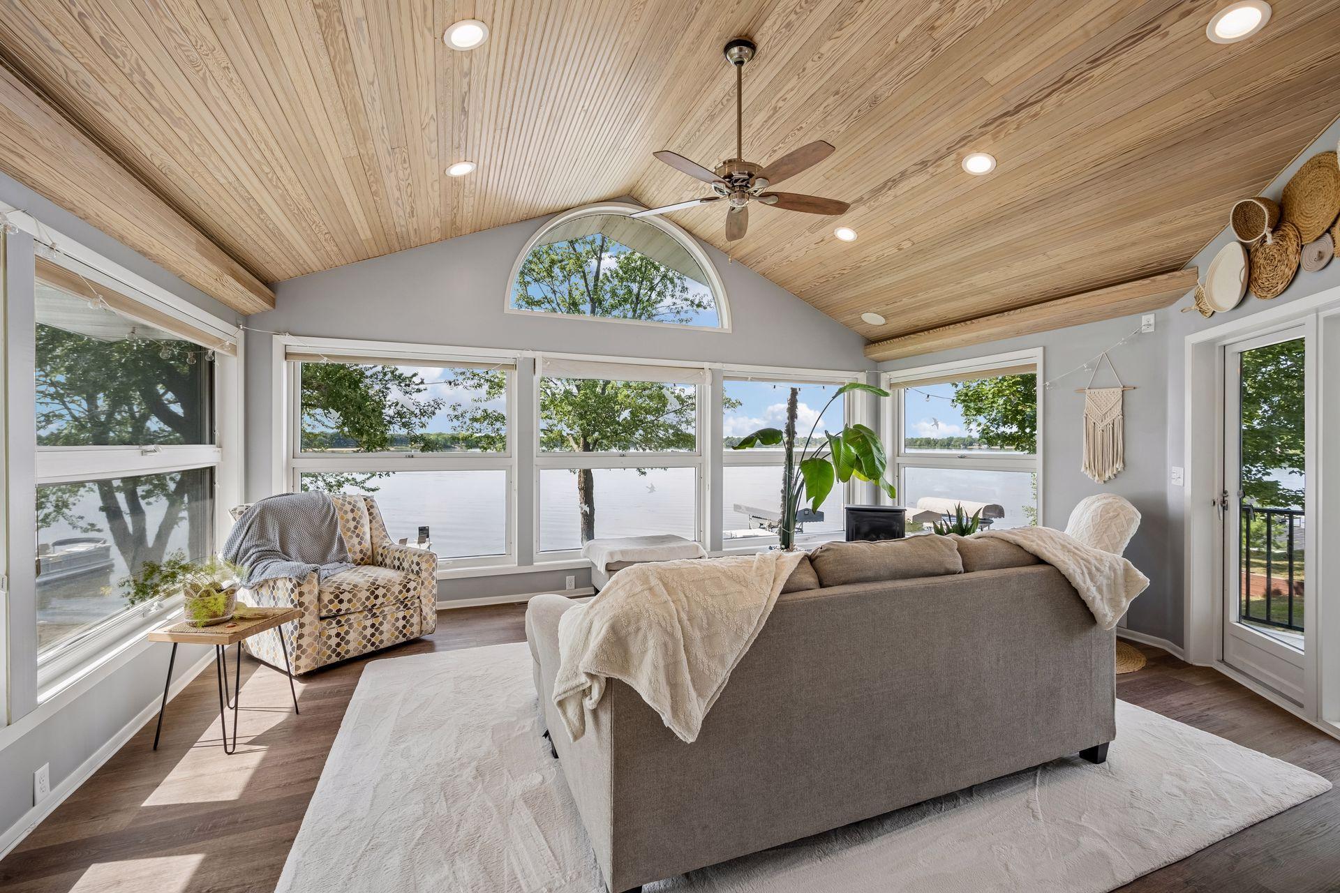 421 Shoreacres Drive