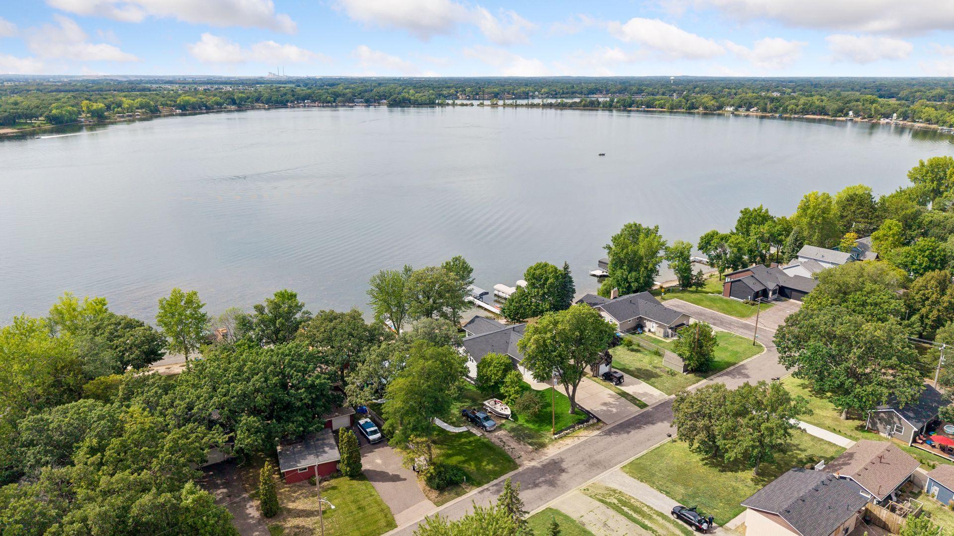 421 Shoreacres Drive