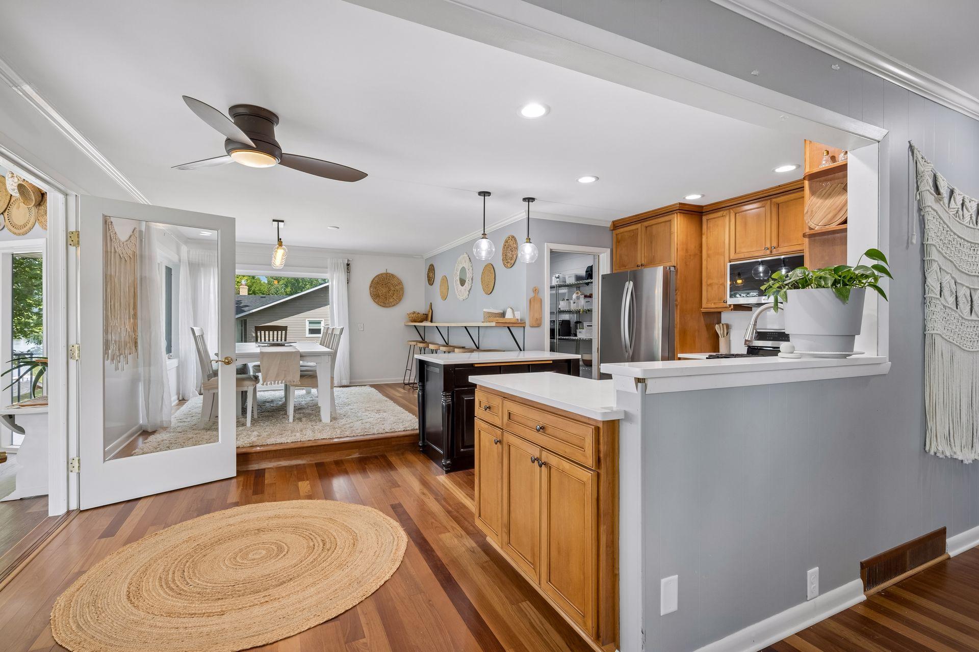 421 Shoreacres Drive