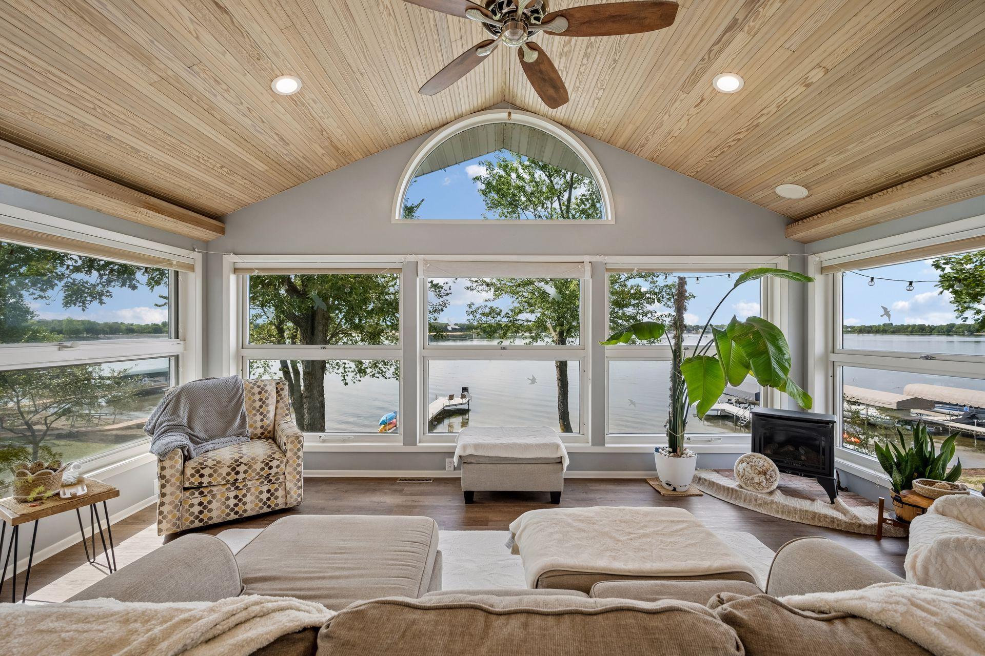 421 Shoreacres Drive