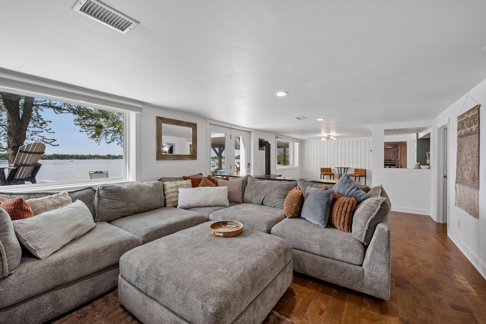 421 Shoreacres Drive