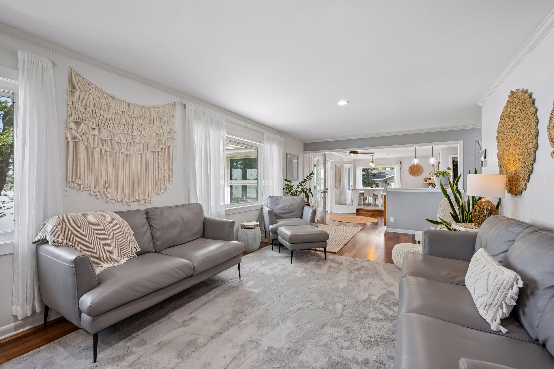 421 Shoreacres Drive