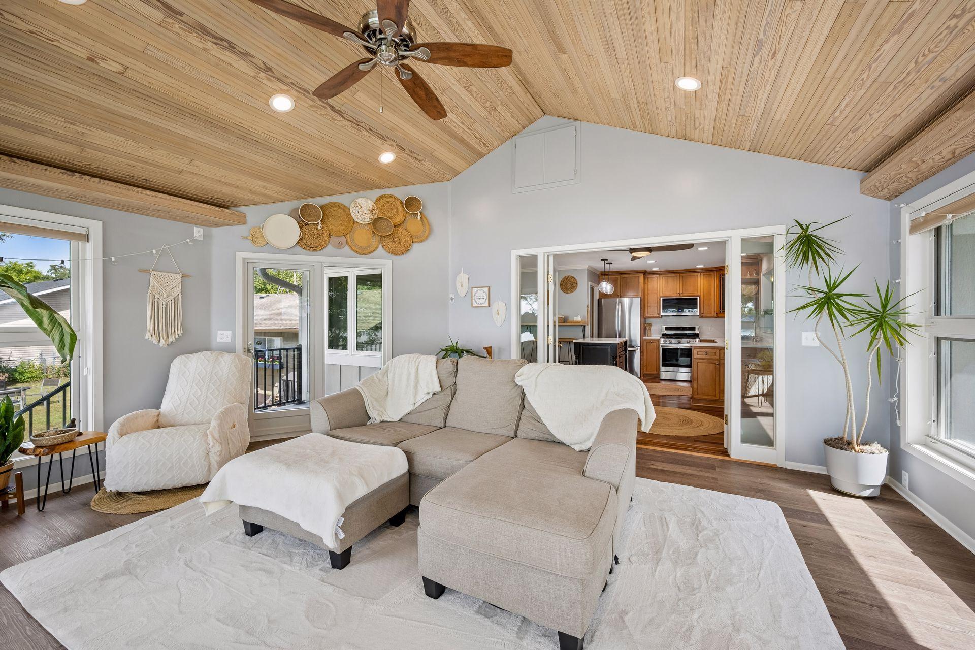 421 Shoreacres Drive