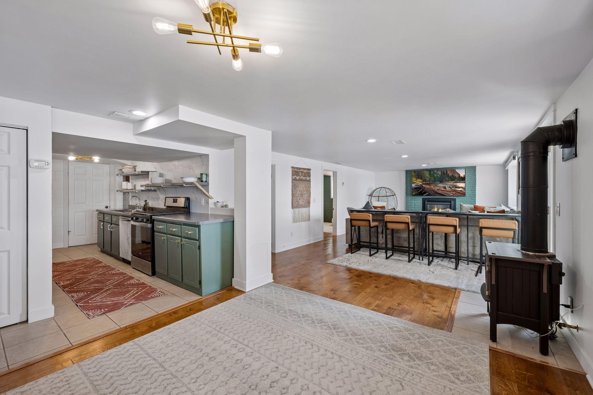 421 Shoreacres Drive