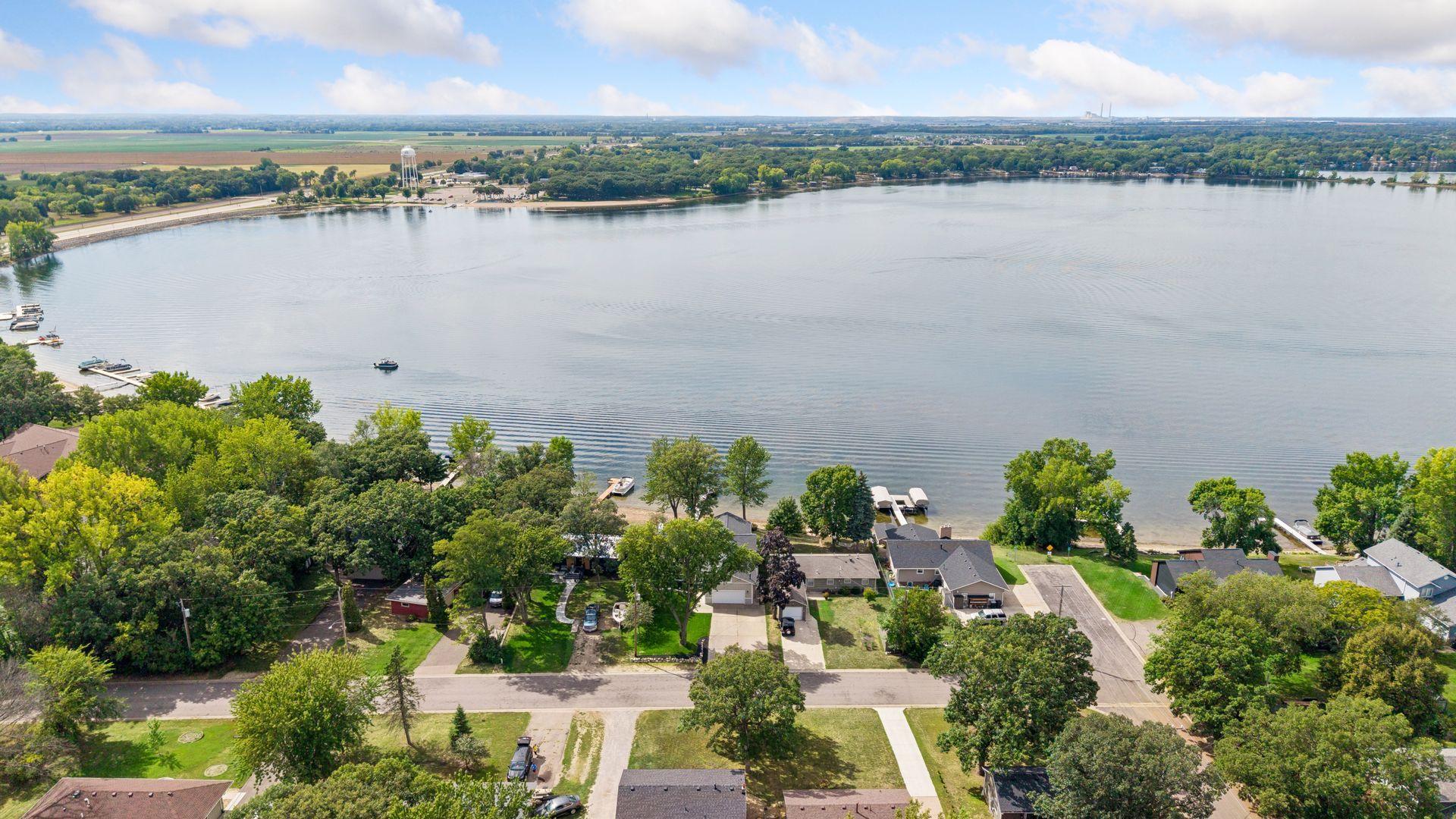421 Shoreacres Drive
