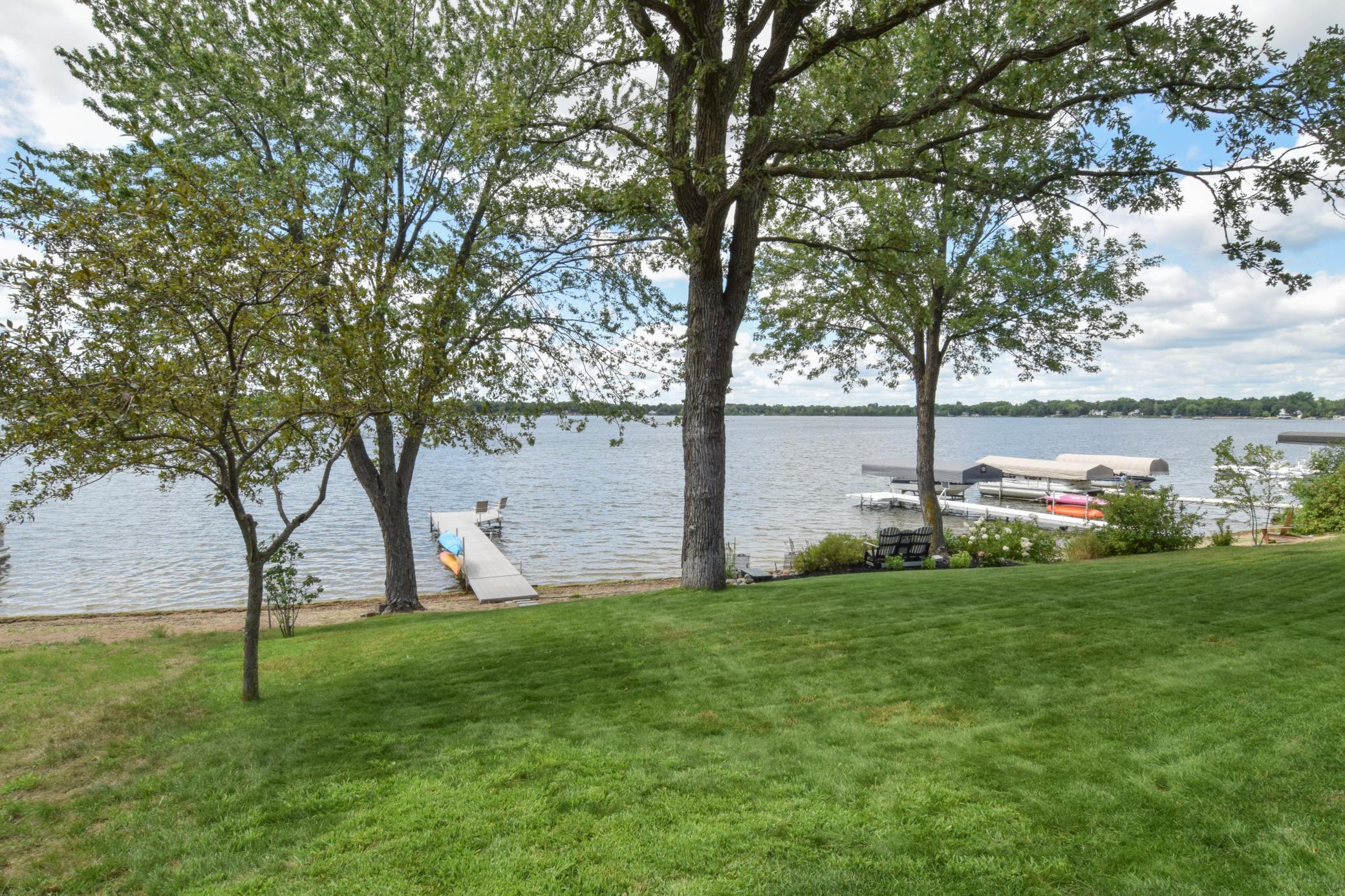 421 Shoreacres Drive