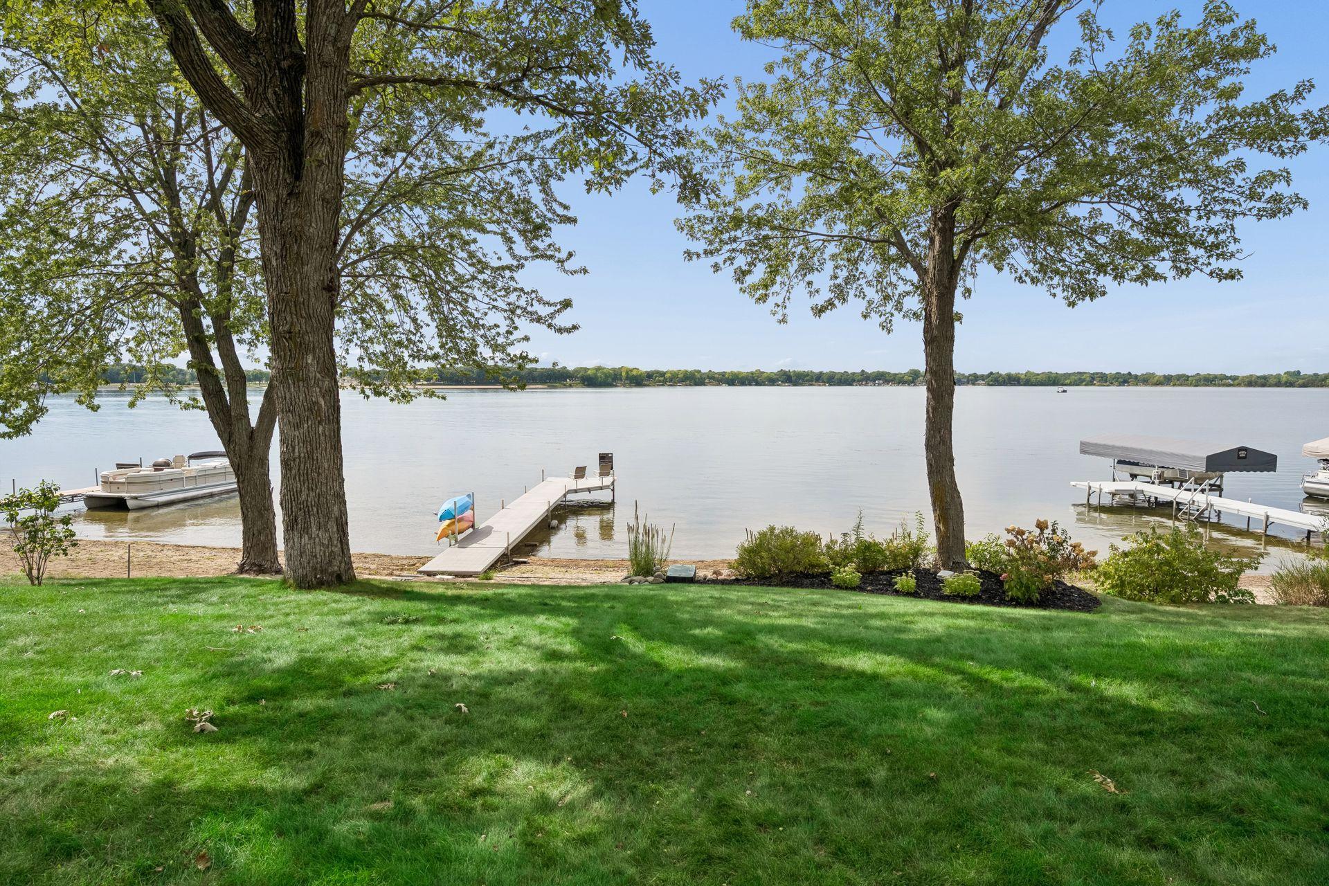 421 Shoreacres Drive