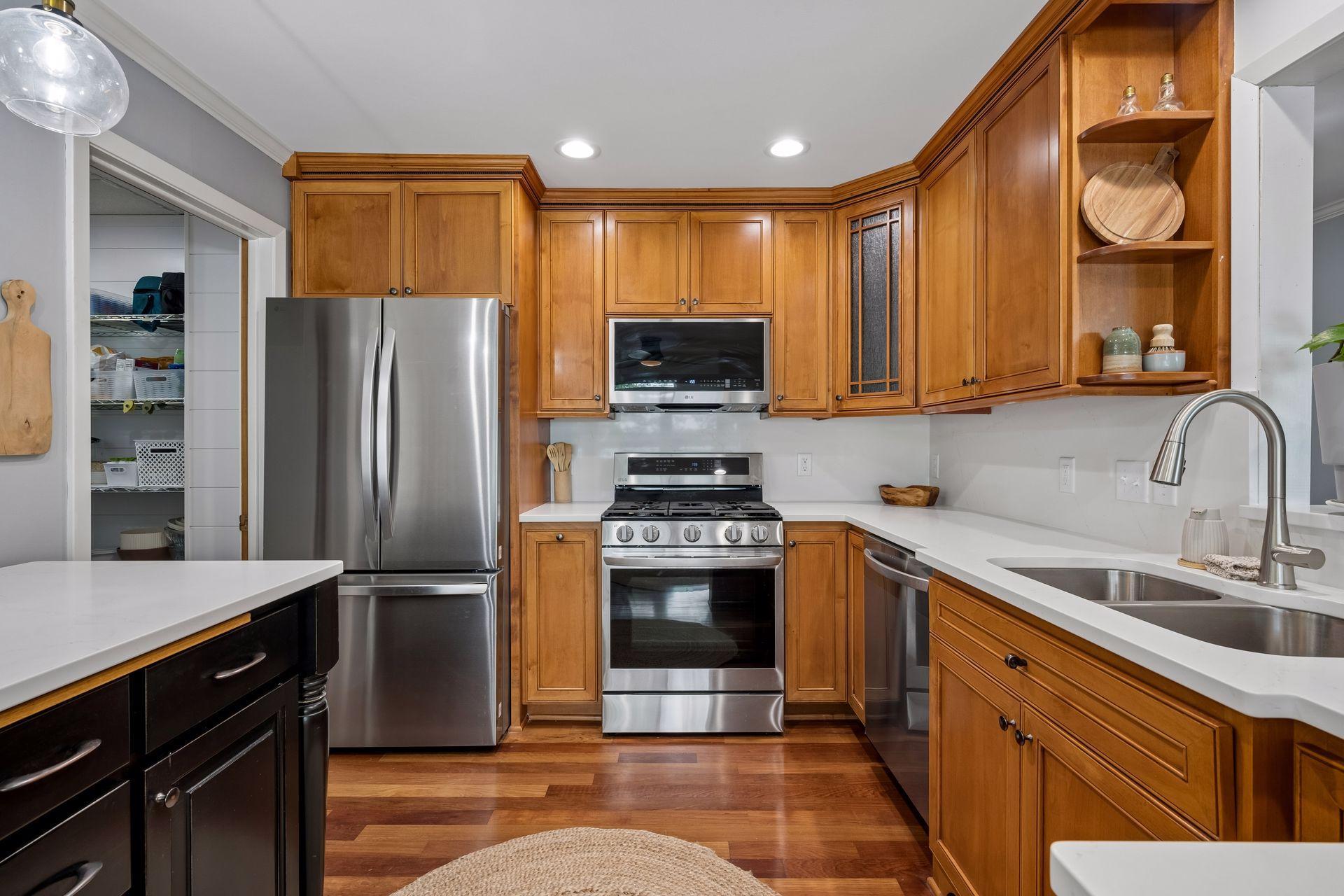 421 Shoreacres Drive