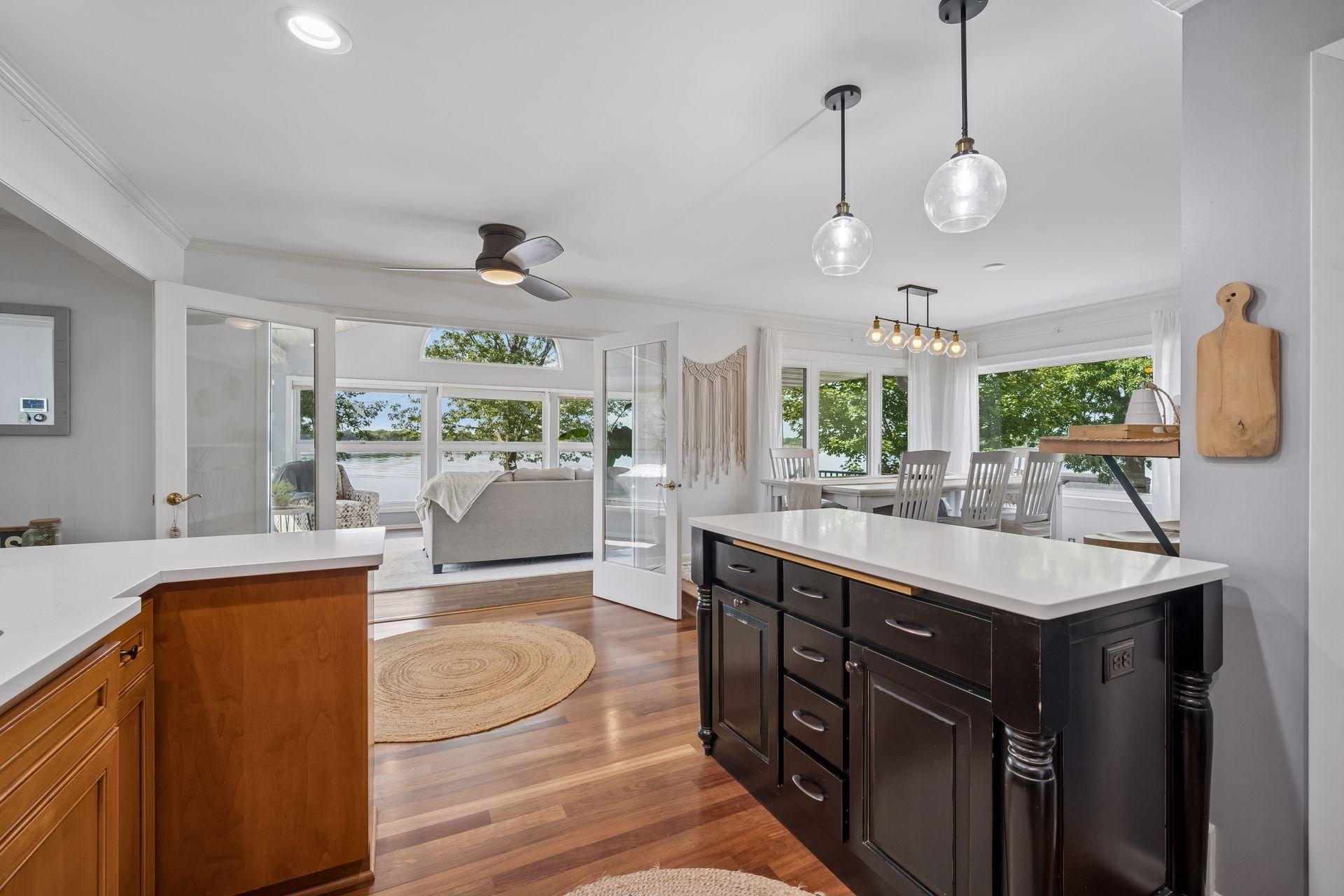 421 Shoreacres Drive