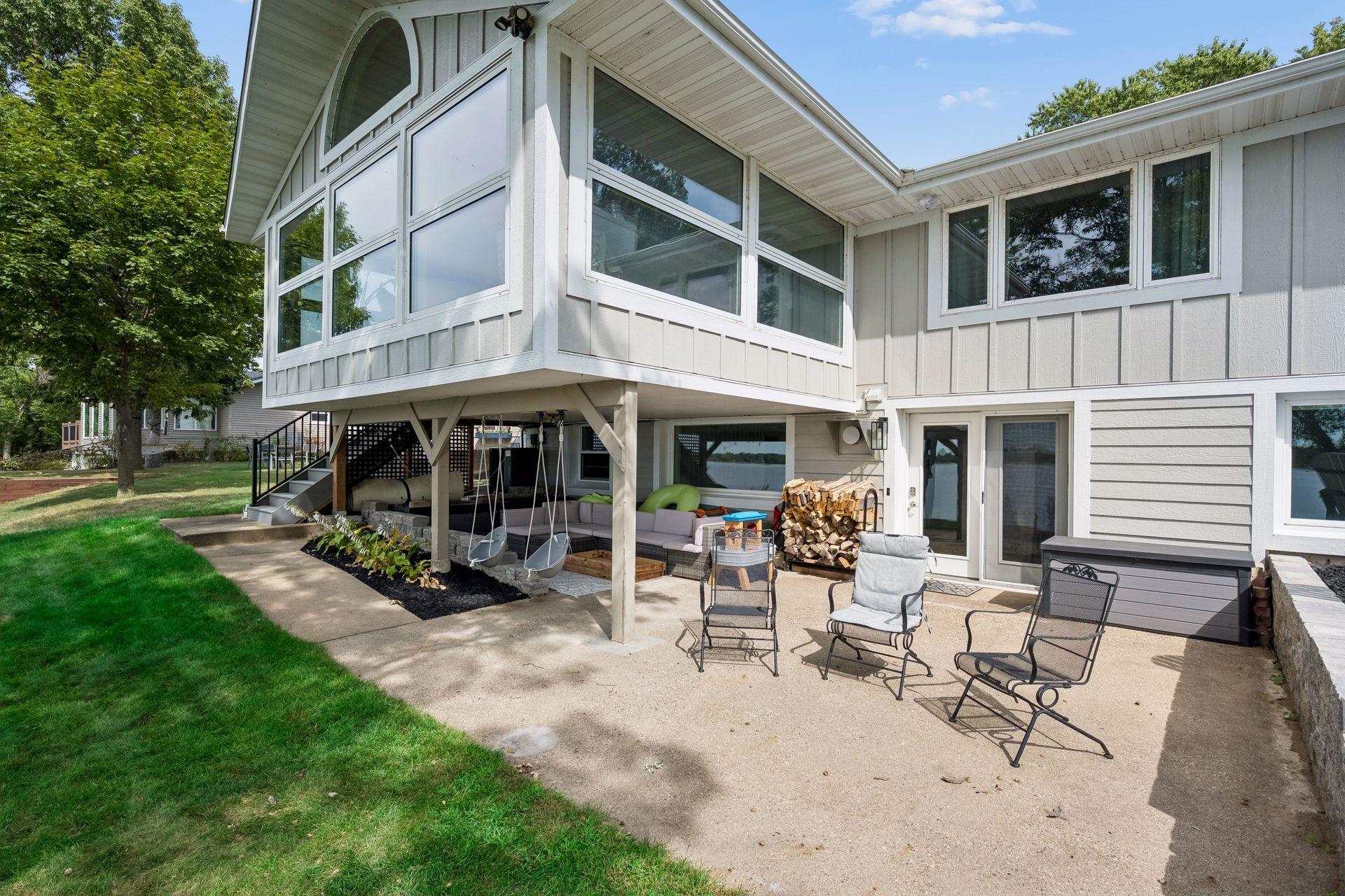 421 Shoreacres Drive