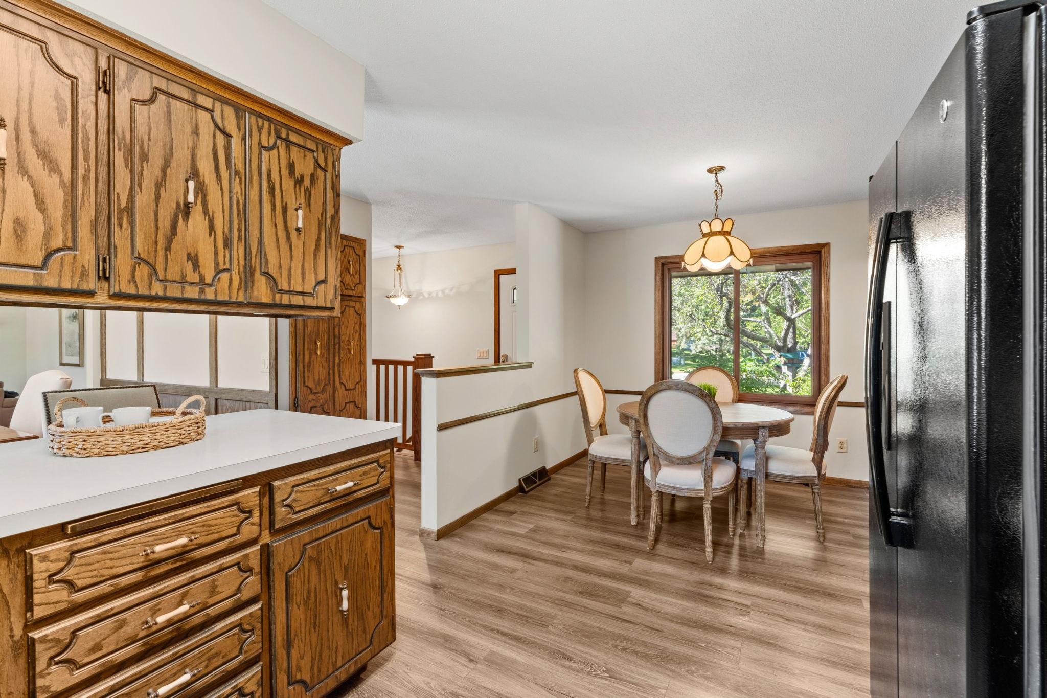 112 108th Avenue NW