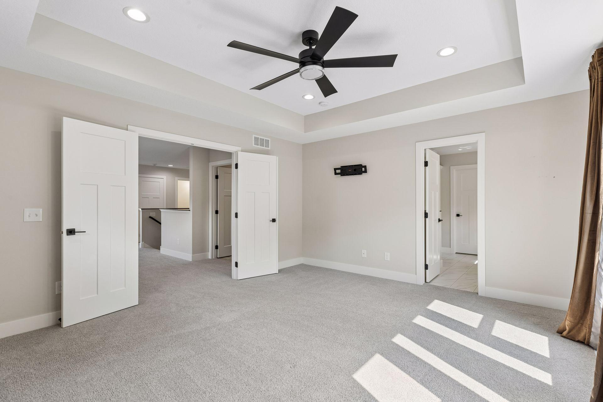 7400 Agate Trail