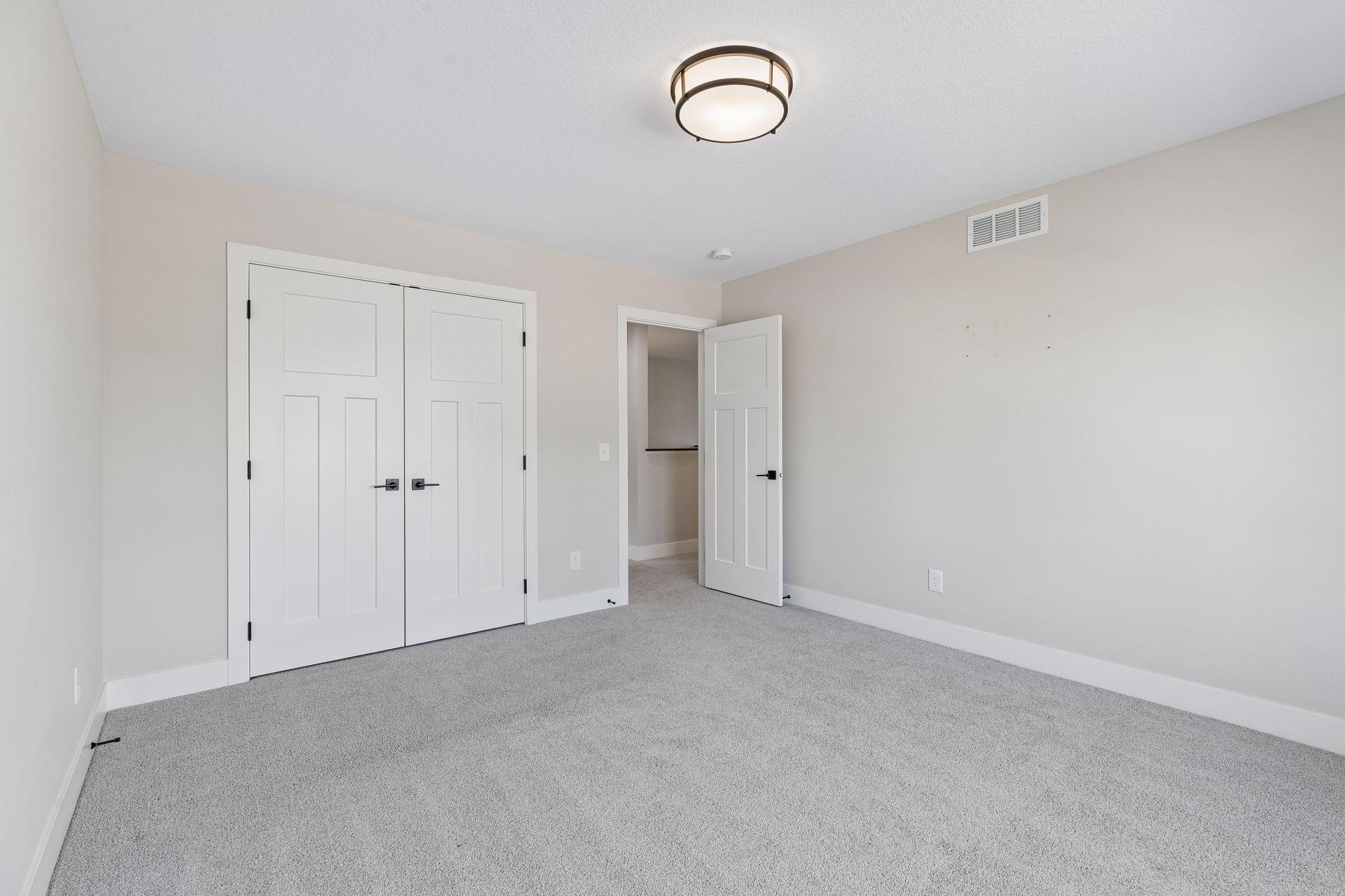 7400 Agate Trail