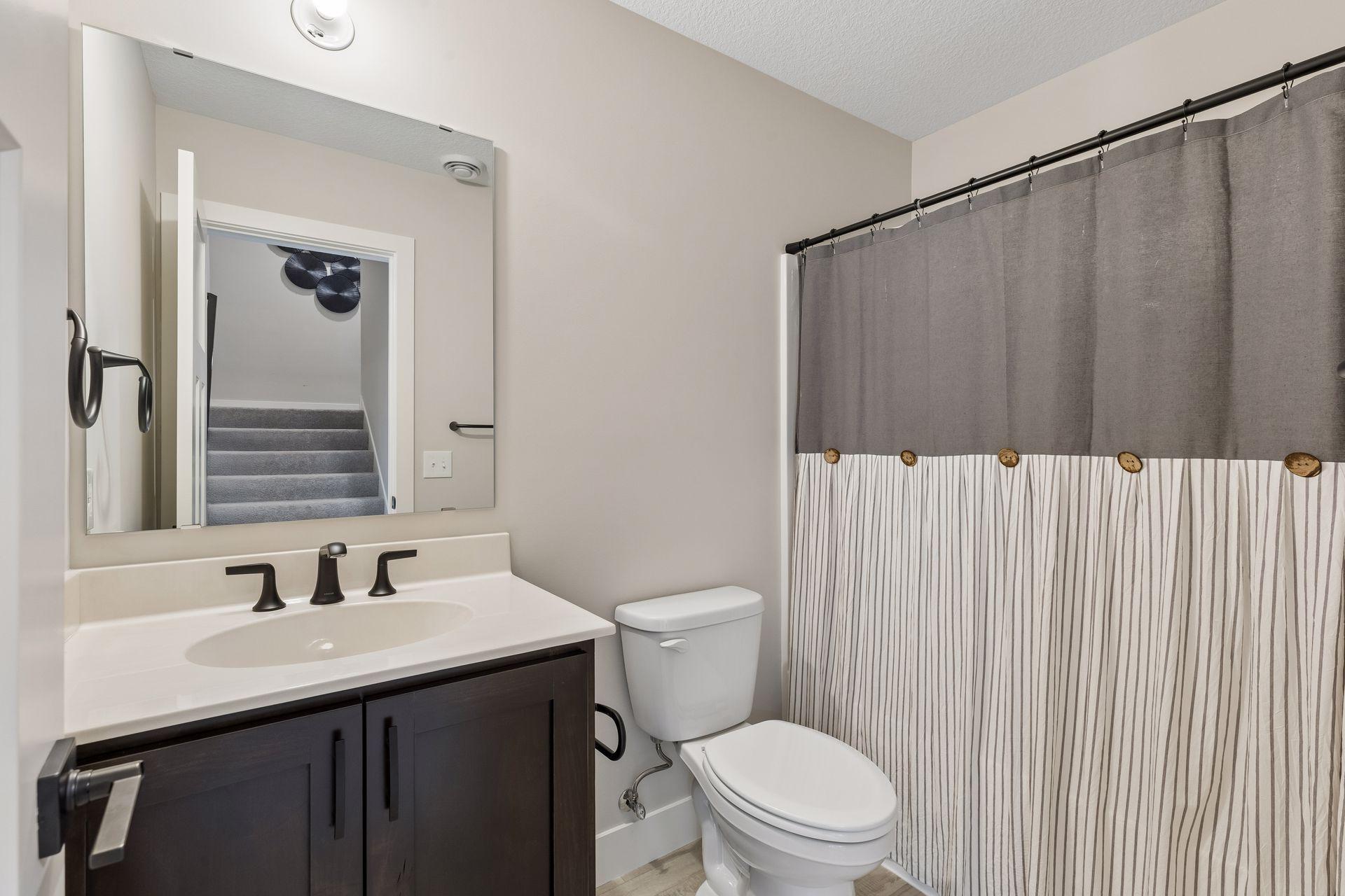 7400 Agate Trail