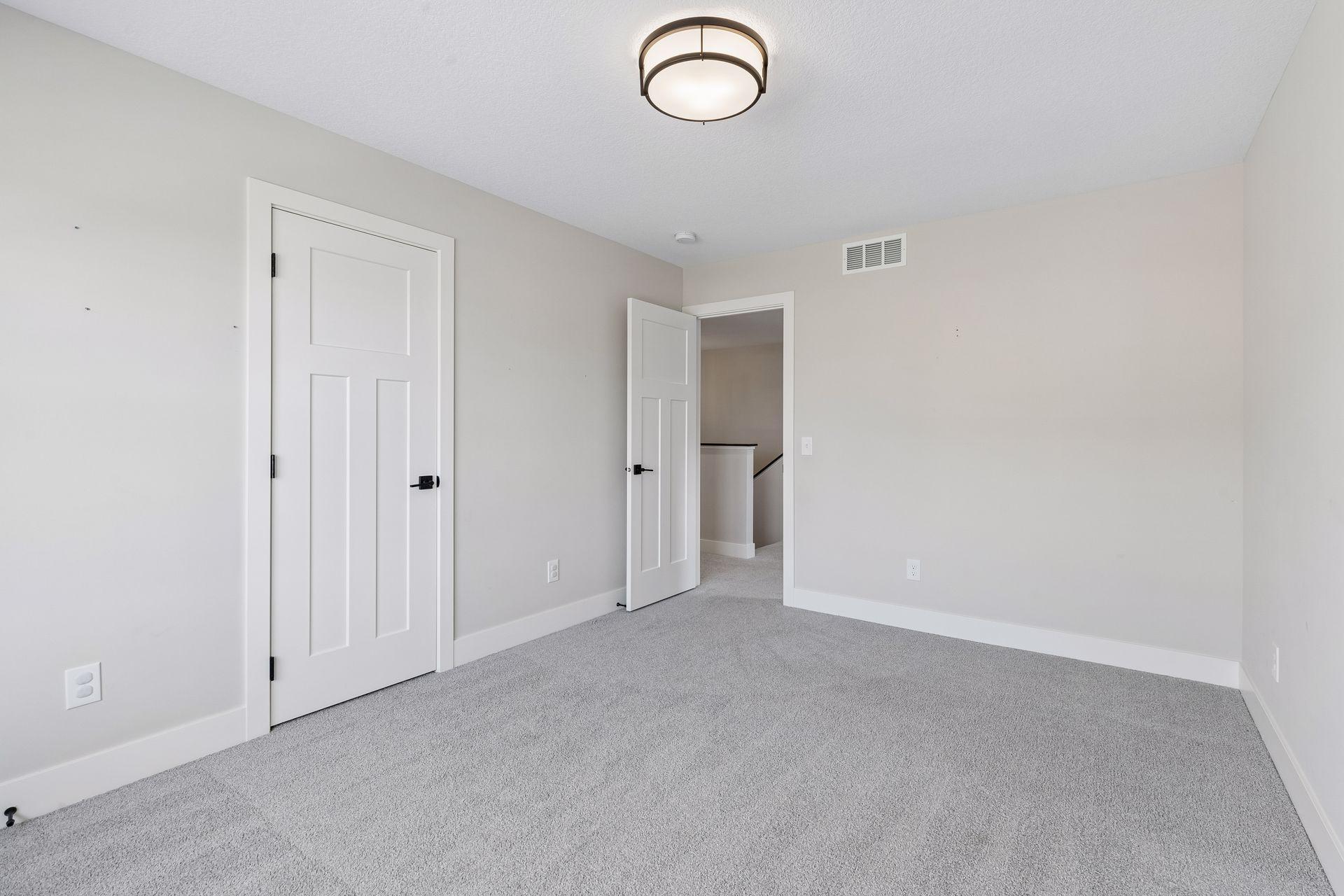 7400 Agate Trail