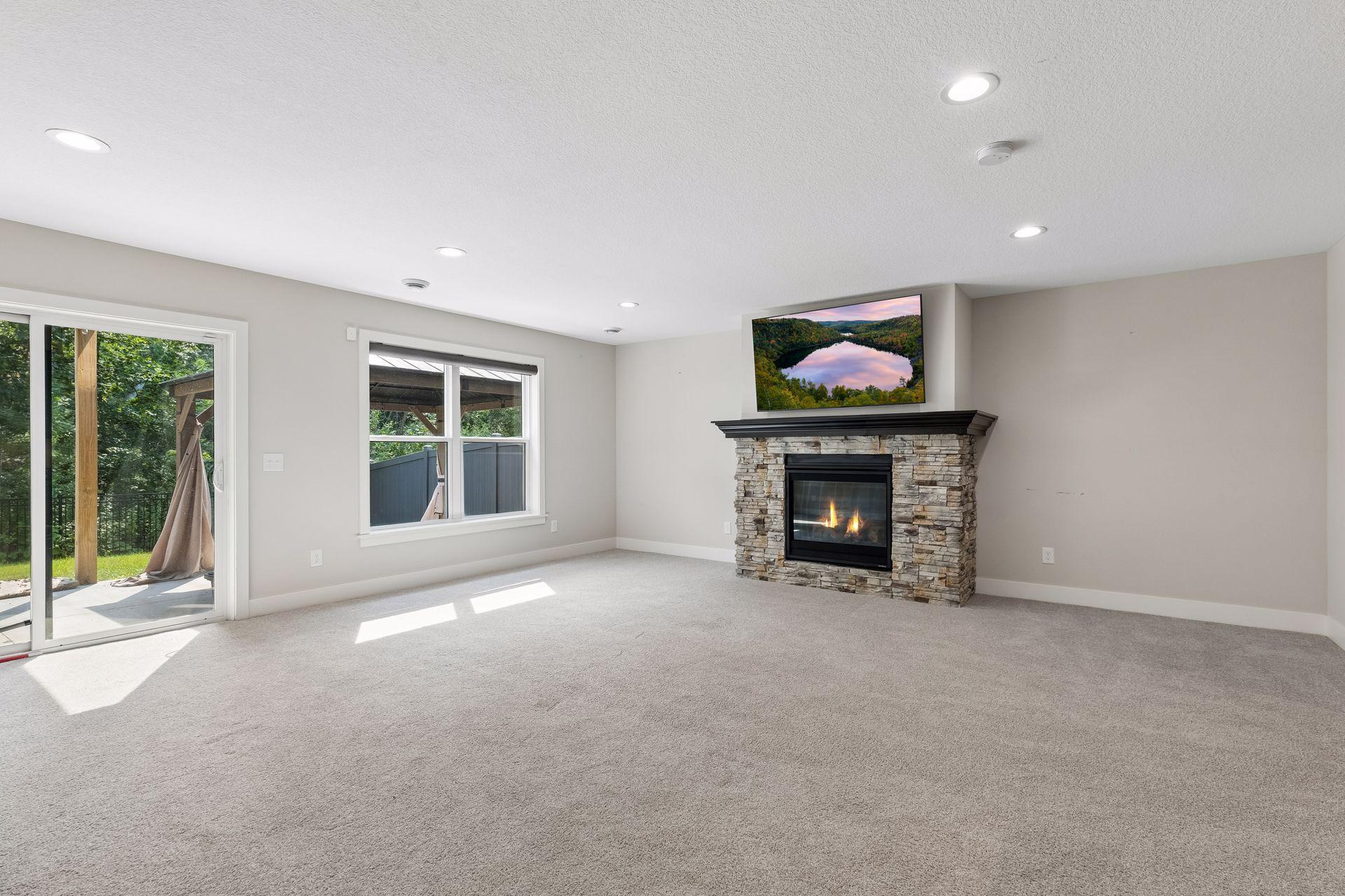 7400 Agate Trail