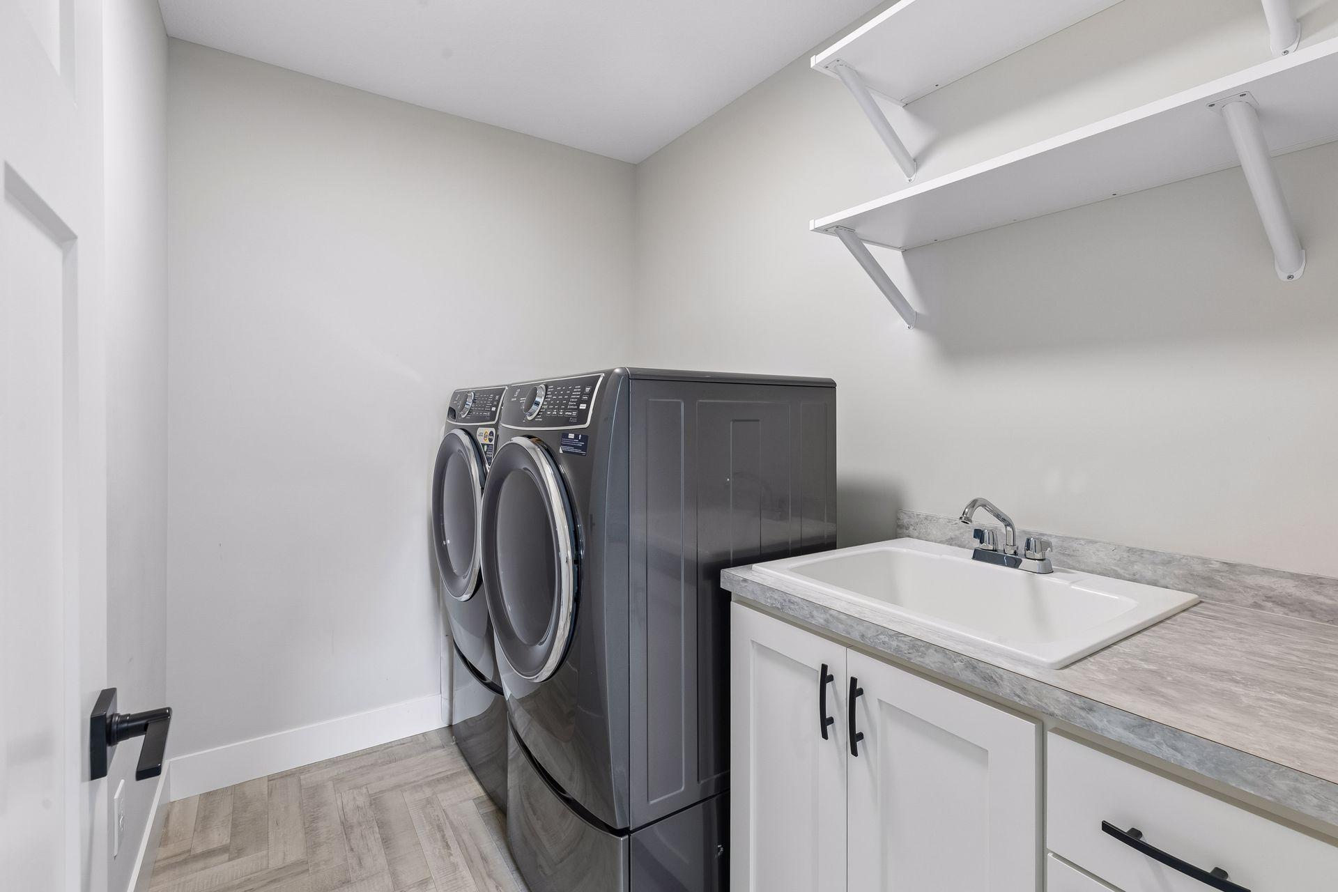 7400 Agate Trail