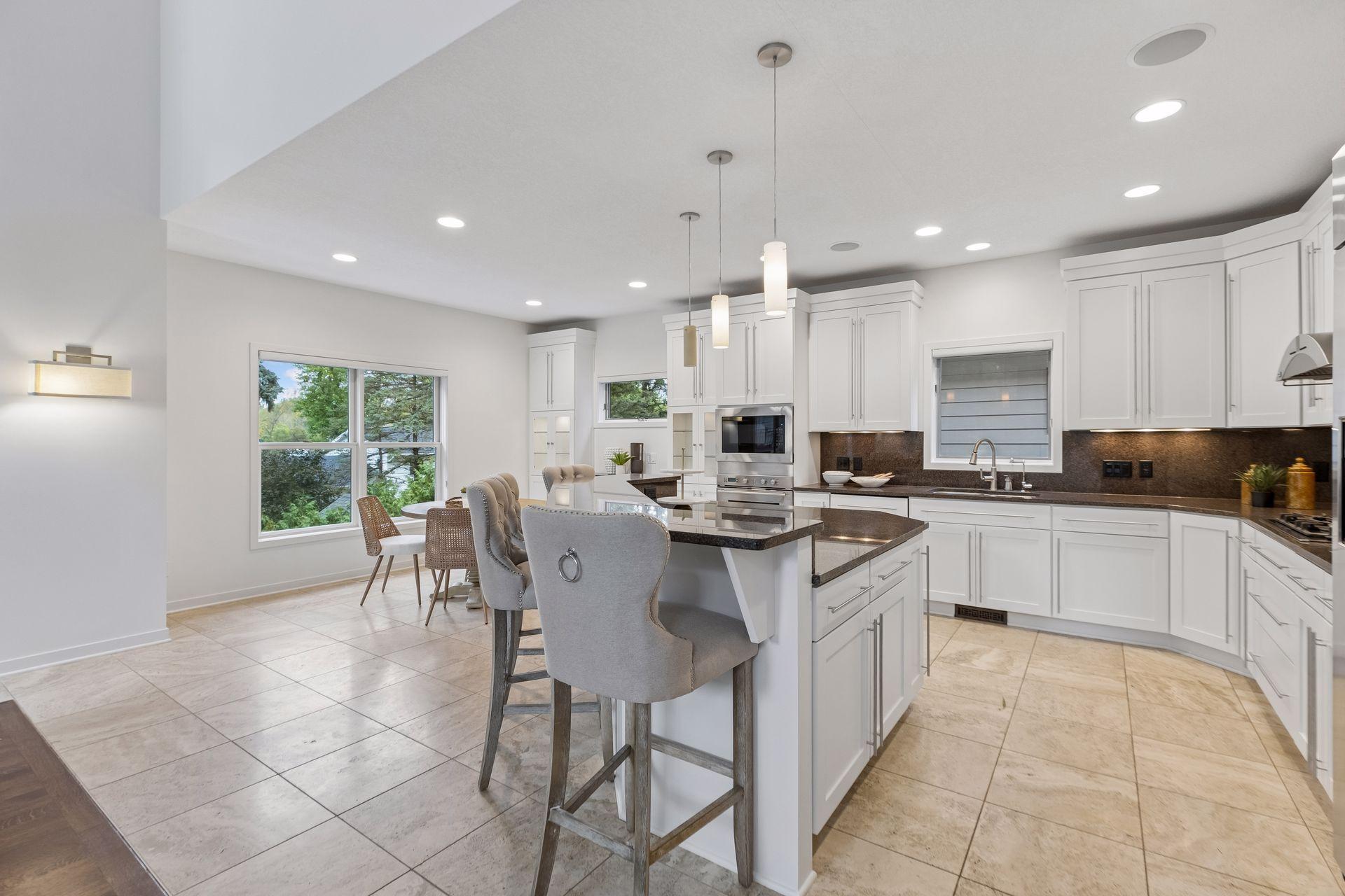 6484 Ivy Way