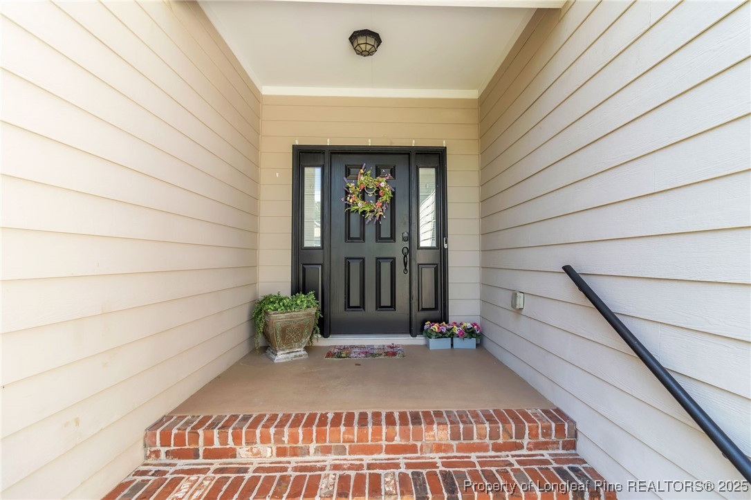 3905 DOON VALLEY Drive