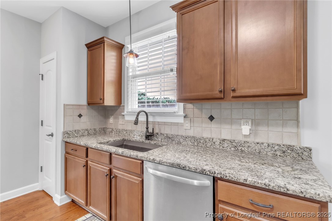 3905 DOON VALLEY Drive