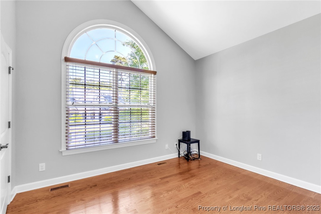 3905 DOON VALLEY Drive