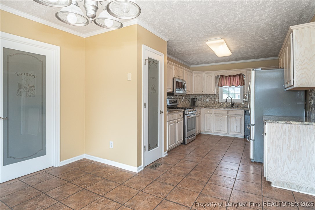 1131 Curry Ford Drive