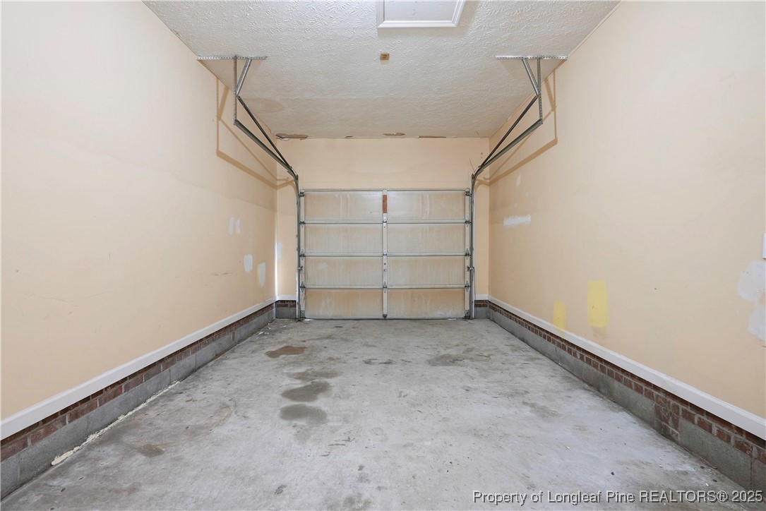 6585 Applewhite Road