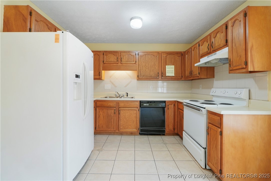 6585 Applewhite Road