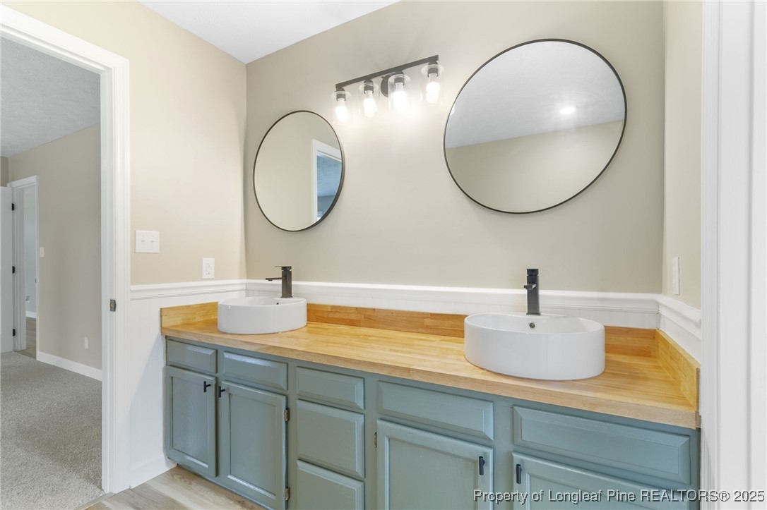 7423 Shillinglaw Circle