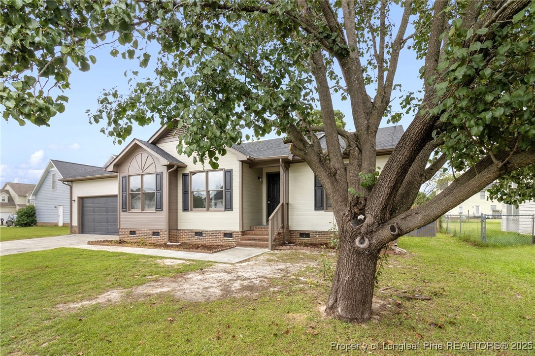 7423 Shillinglaw Circle