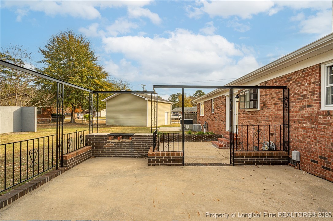 6434 Kincross Avenue