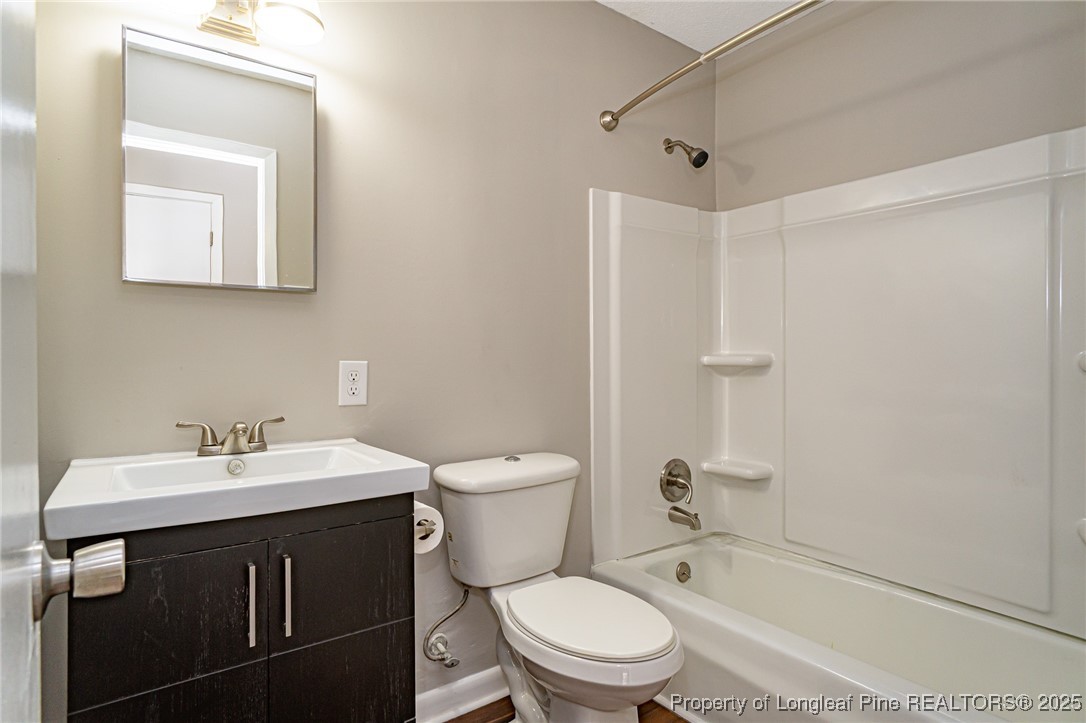 6434 Kincross Avenue