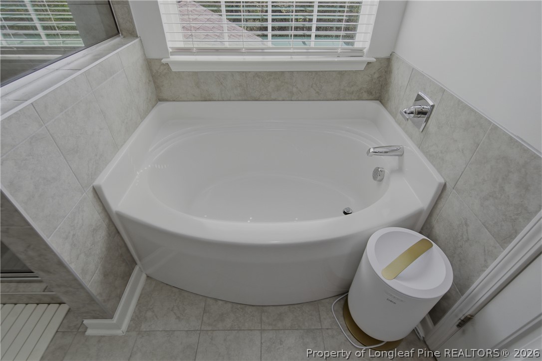 264 Heatherwood Drive