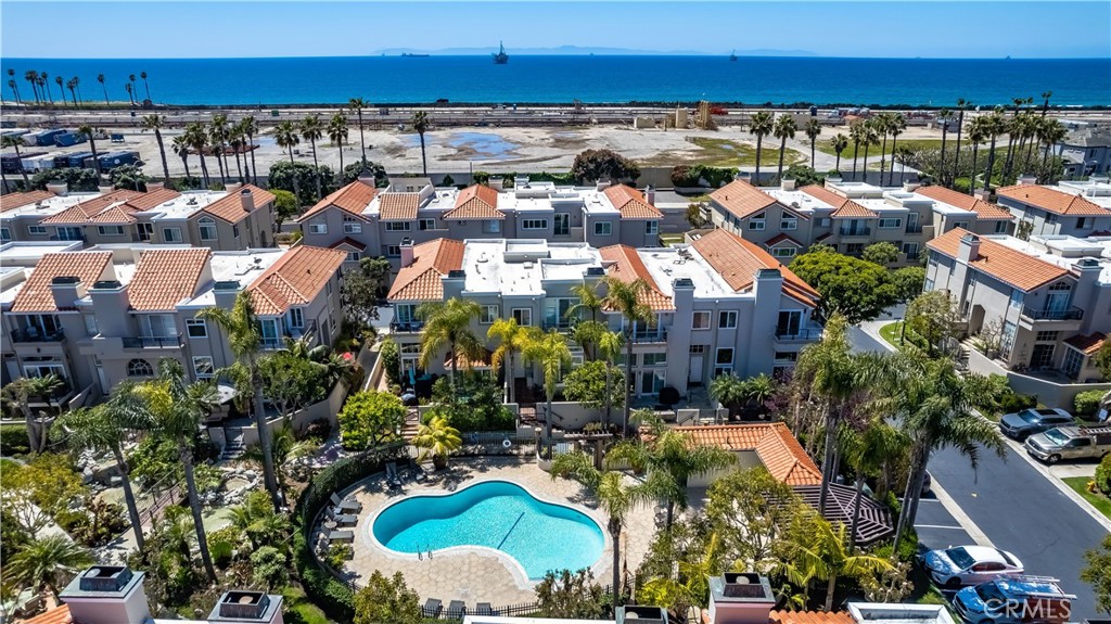 19455 Riverdale Lane