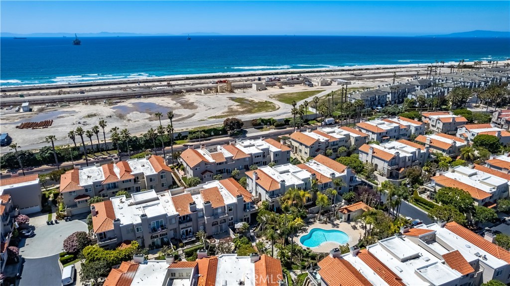 19455 Riverdale Lane