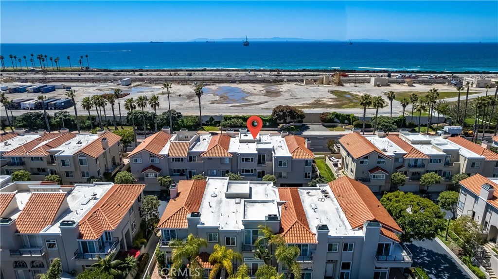 19455 Riverdale Lane