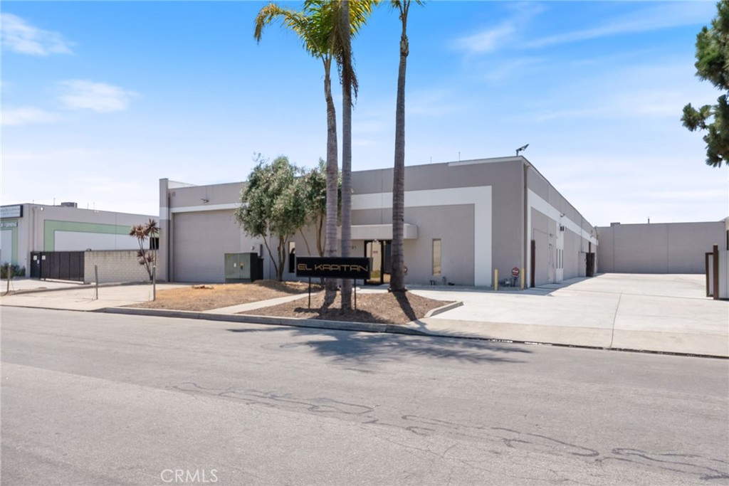 15591 Container Lane