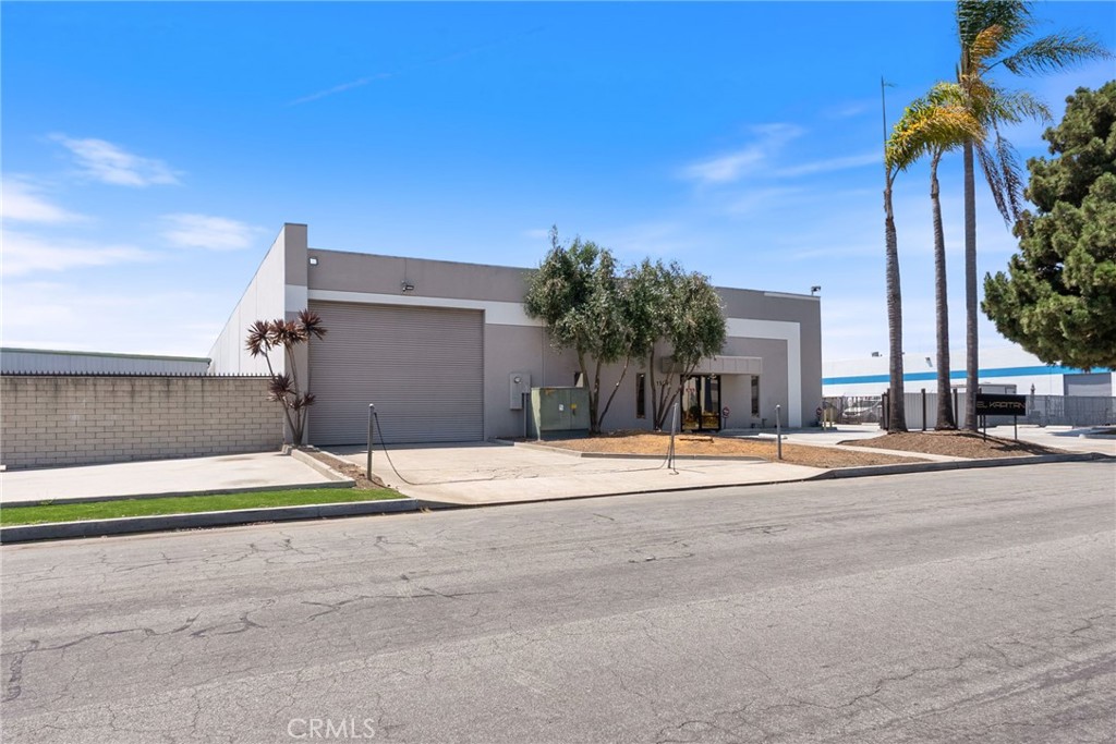 15591 Container Lane