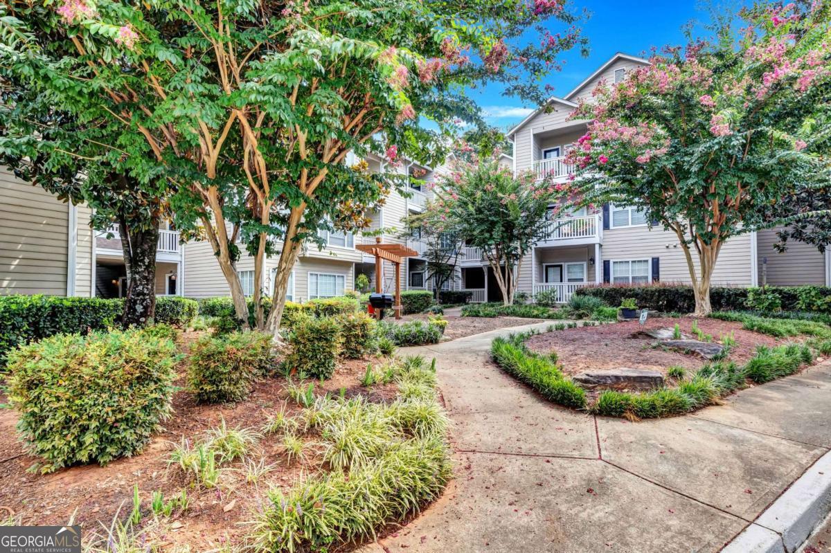 1250 Parkwood Circle SE # 1113