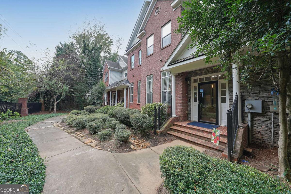 5434 Glenridge View