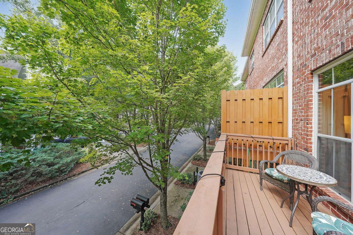 5434 Glenridge View