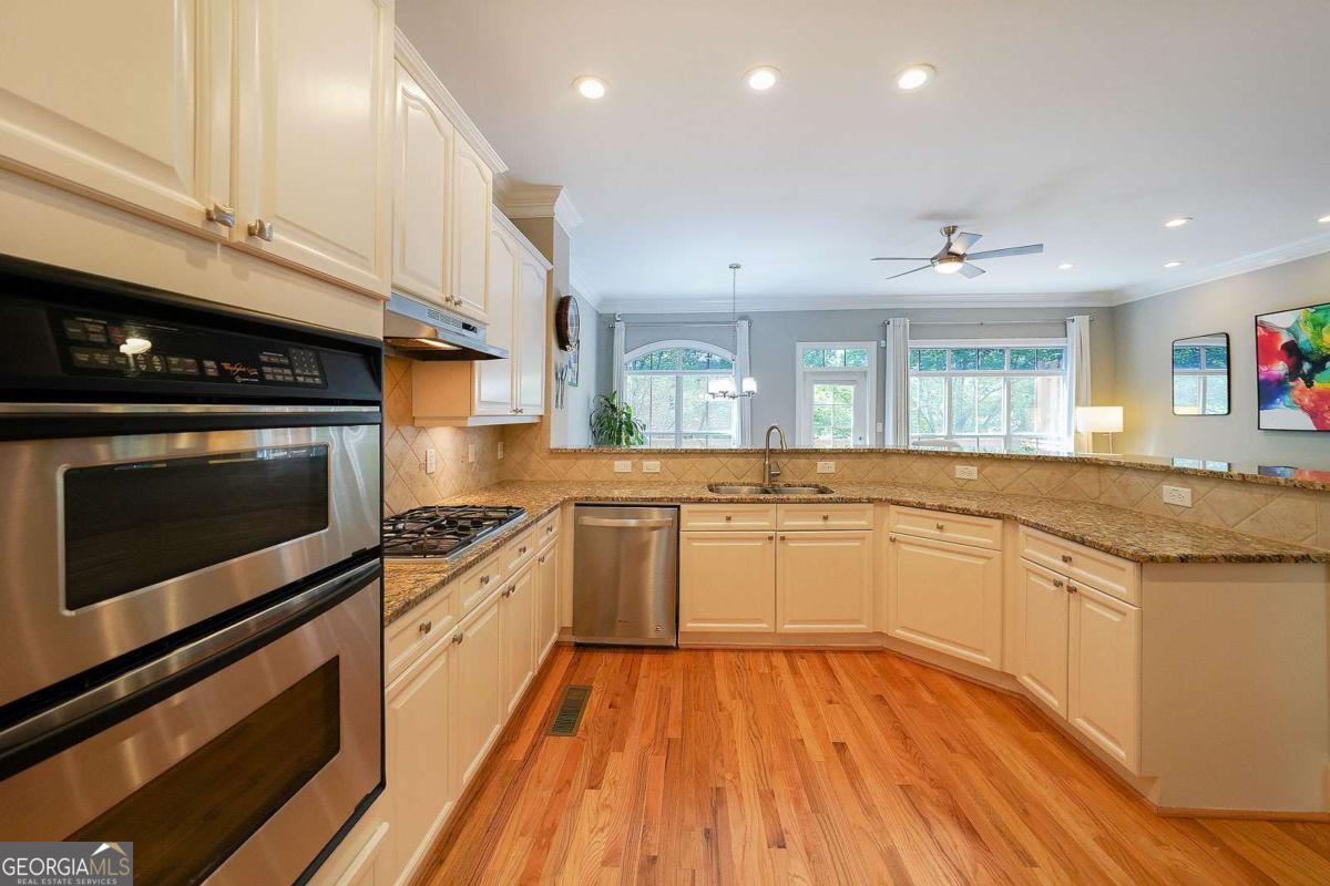 5434 Glenridge View
