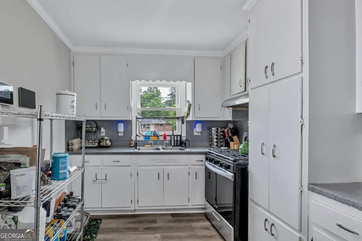 1104 Parkview Drive