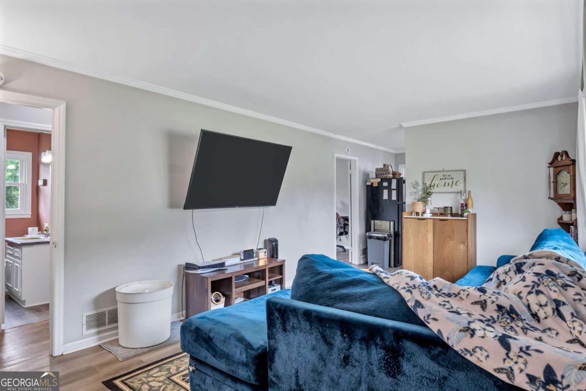 1104 Parkview Drive