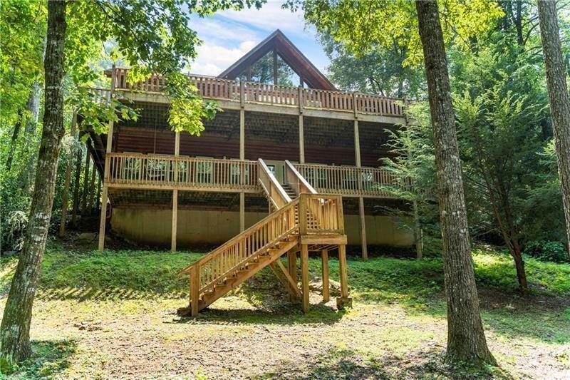 1025 Raccoon Ridge Road