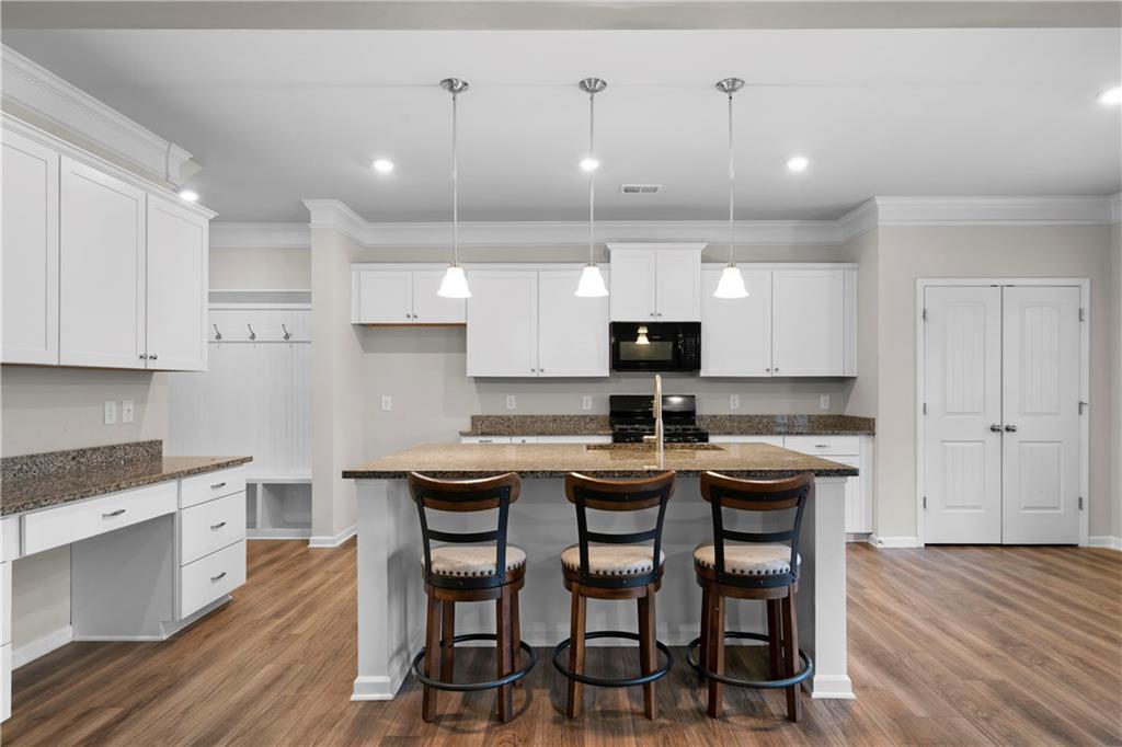 72 Summer Place NW