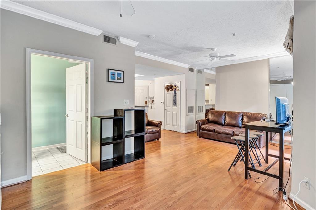 1250 Parkwood Circle SE Unit 1113