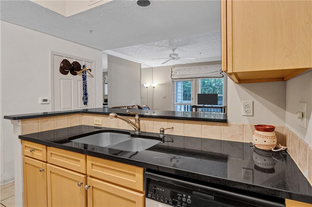 1250 Parkwood Circle SE Unit 1113